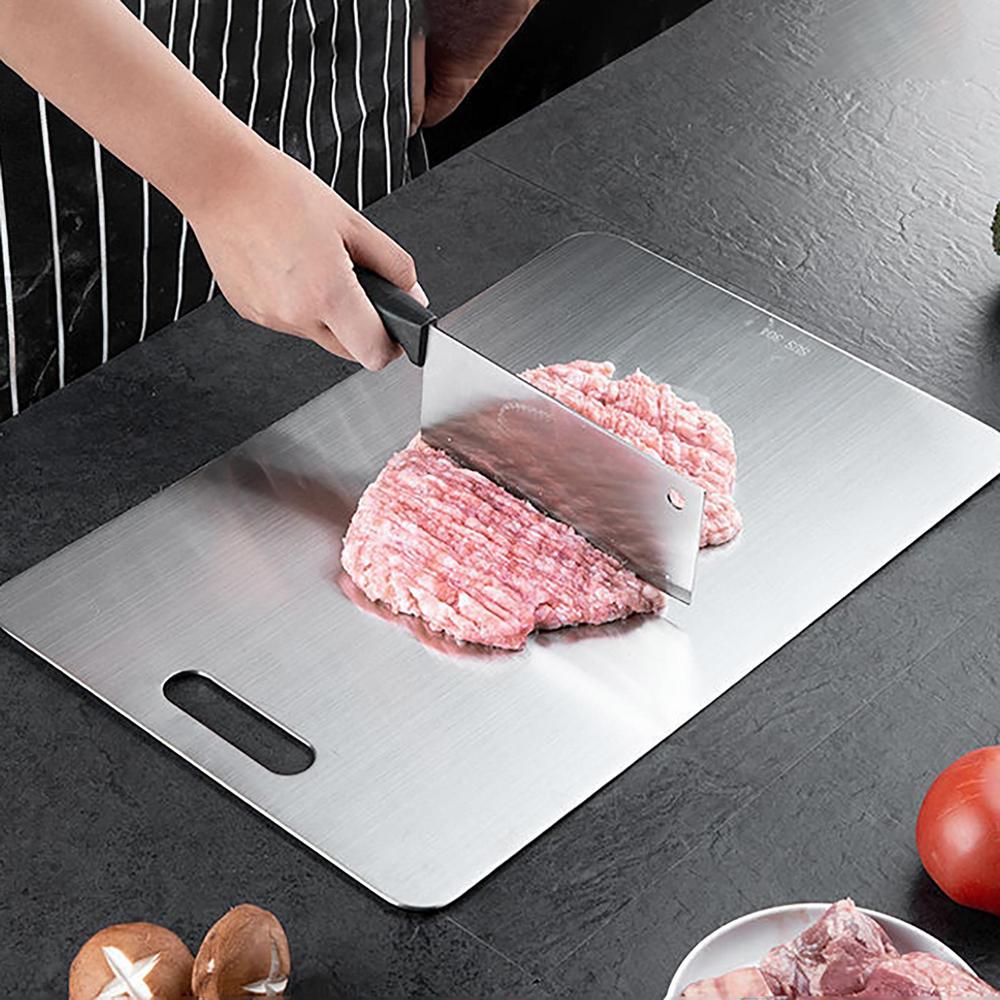 Zandora Titanium Cutting Board